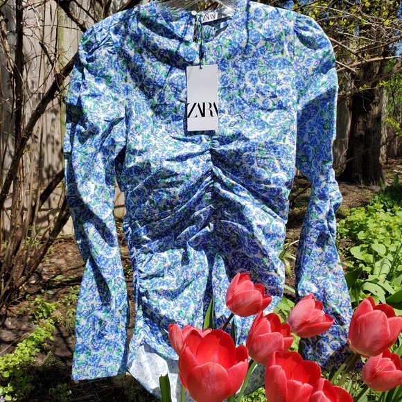 ZARA| PRINTED GATHERED BLOUSE - Picture 2 of 9